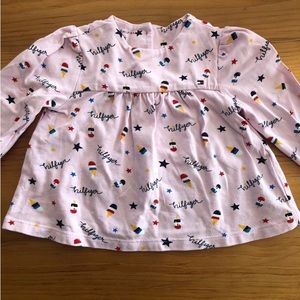 Like new Tommy Hilfiger blouse 2Y